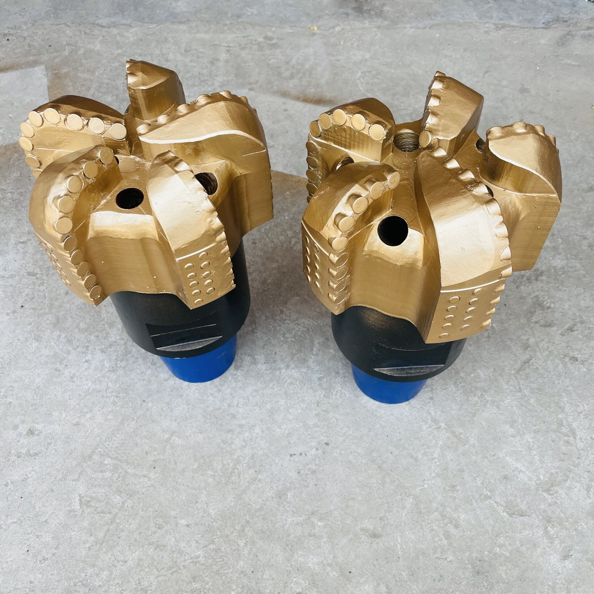 SML API Thread 152mm 216mm PDC Concave Drilling Bits Water Well for Oil Drilling in Stock